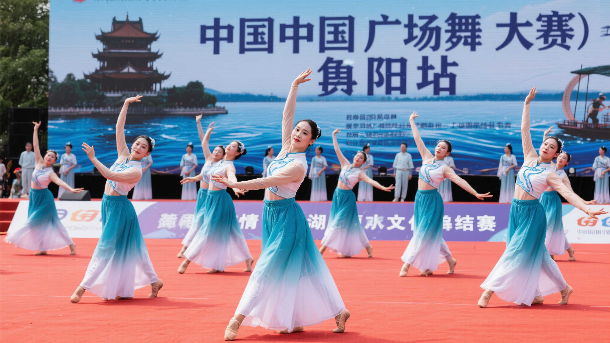 不僅塑造了