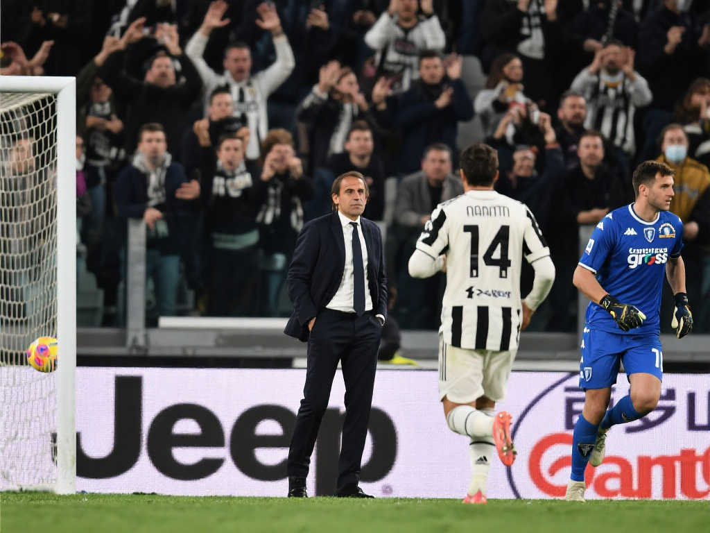 AC米兰不 AC米兰不